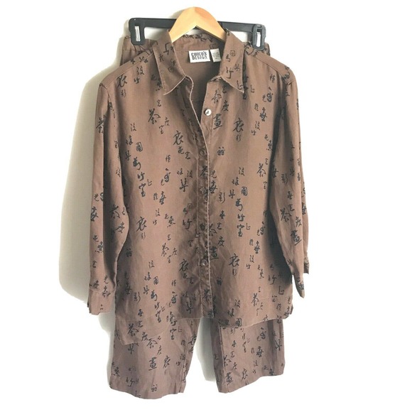 Chicos Size 1 Medium Pantsuit Chocolate with Chinese Writing - Picture 1 of 11